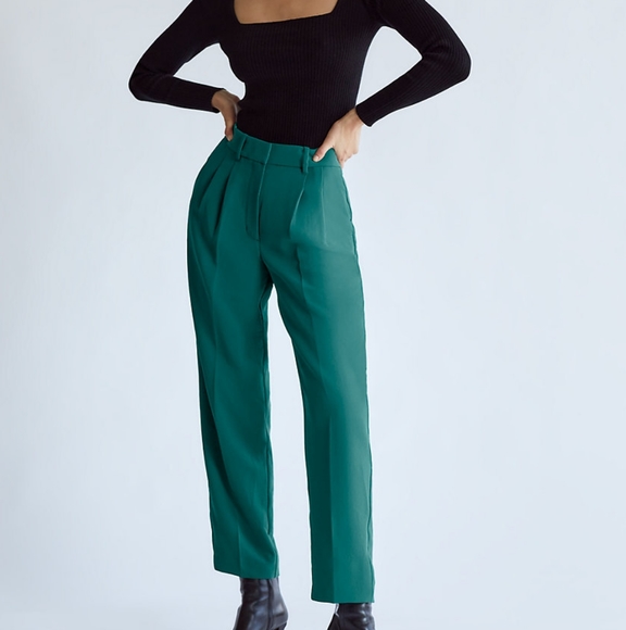 Aritzia Pants & Jumpsuits Nwt Aritzia Wilfred Carrot Pant In Color